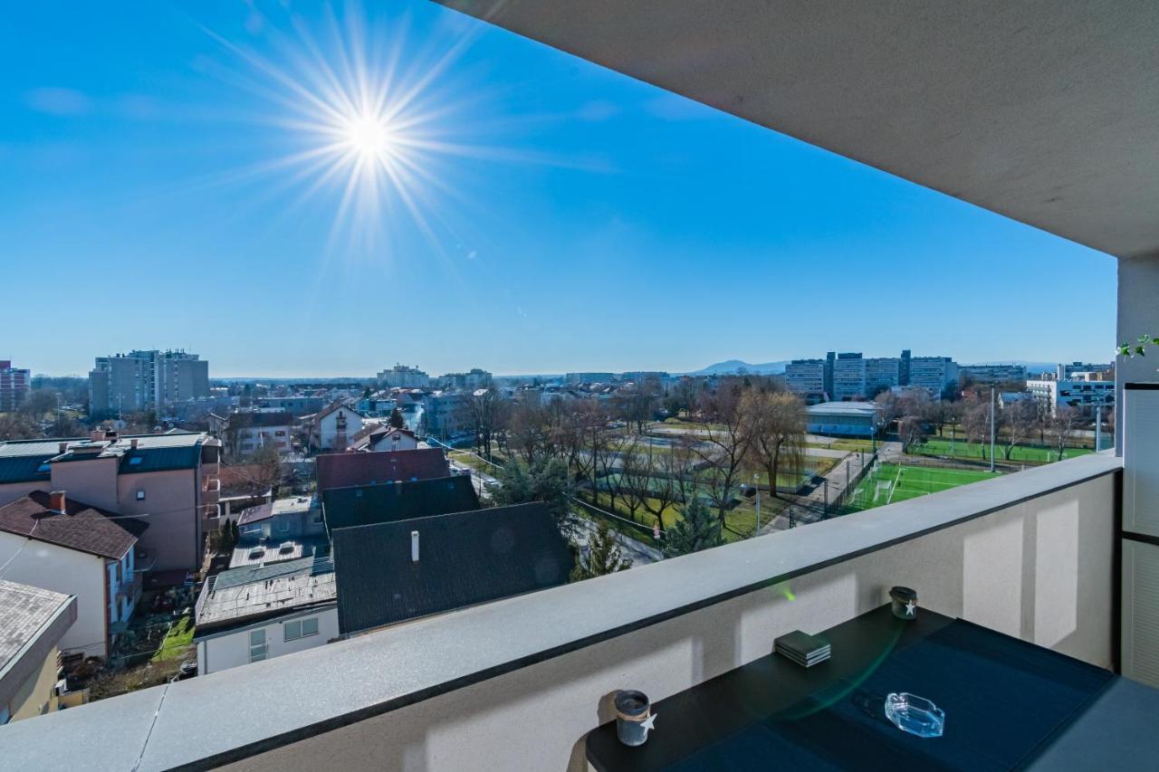 Flexible Selfcheckins 30 - Zagreb - Garage - Electric Vehicle Ccharger - Big Loggia - New - Apartments Repinc 30 외부 사진